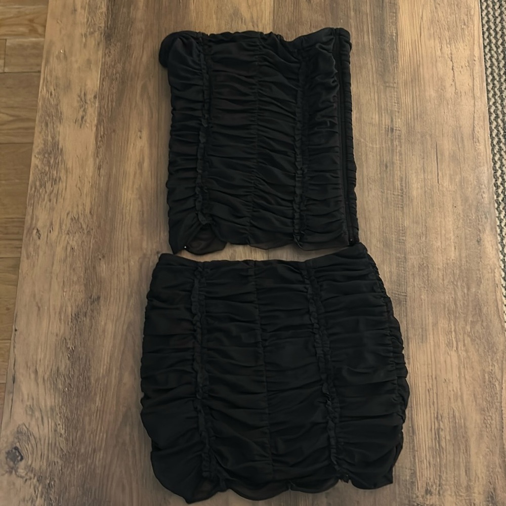 Black I am Gia two price set size xs